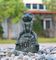 Fontana viva del peso di destra di acqua della magnesia della rana verde della statua della rana delle fontane della statua del giardino fornitore